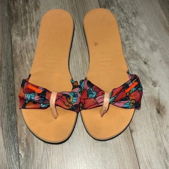 Havaianas Flip Flops Size 9-10 - Picture 1 of 4